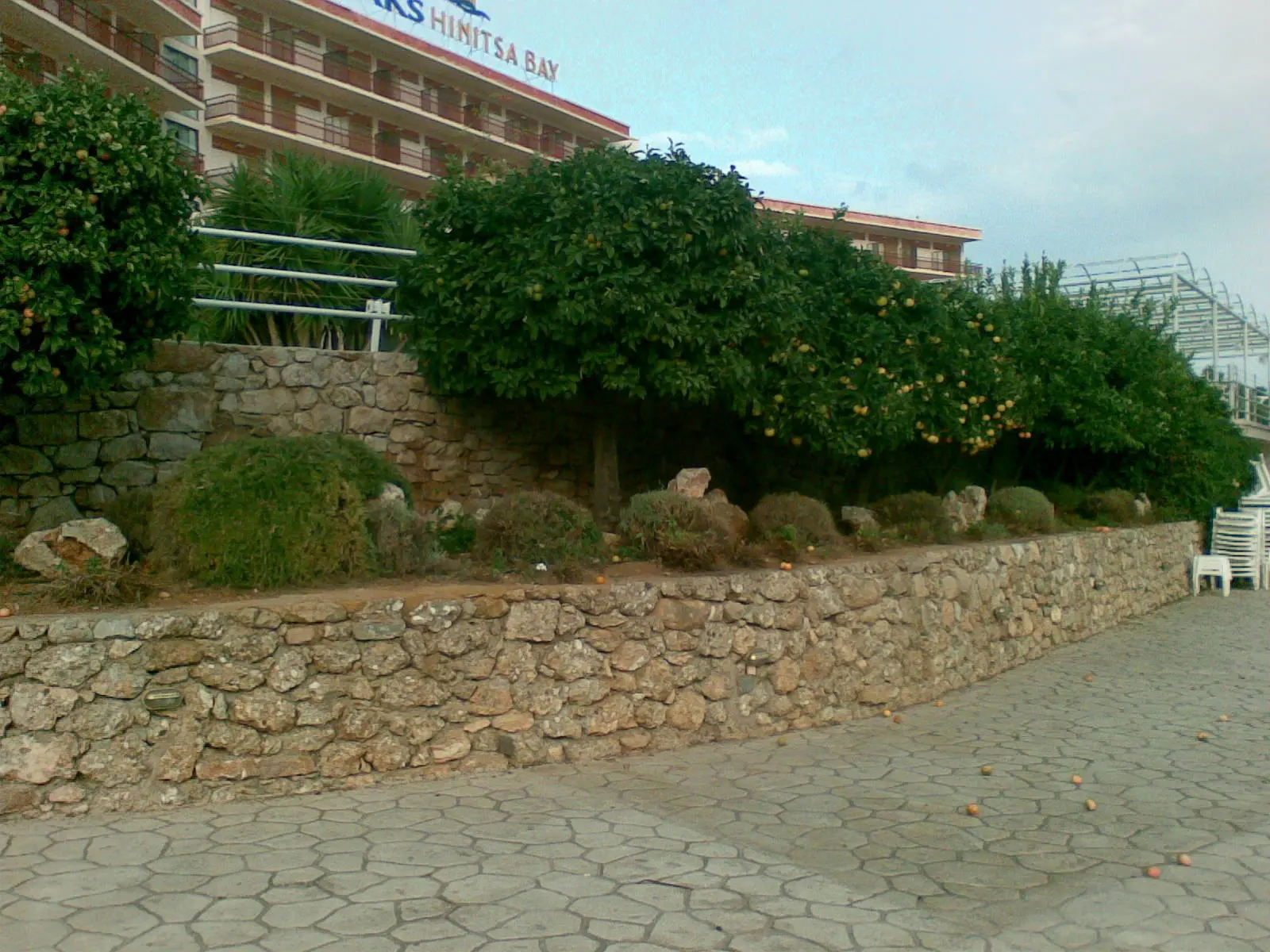 AKS Hinitsa Bay Hotel