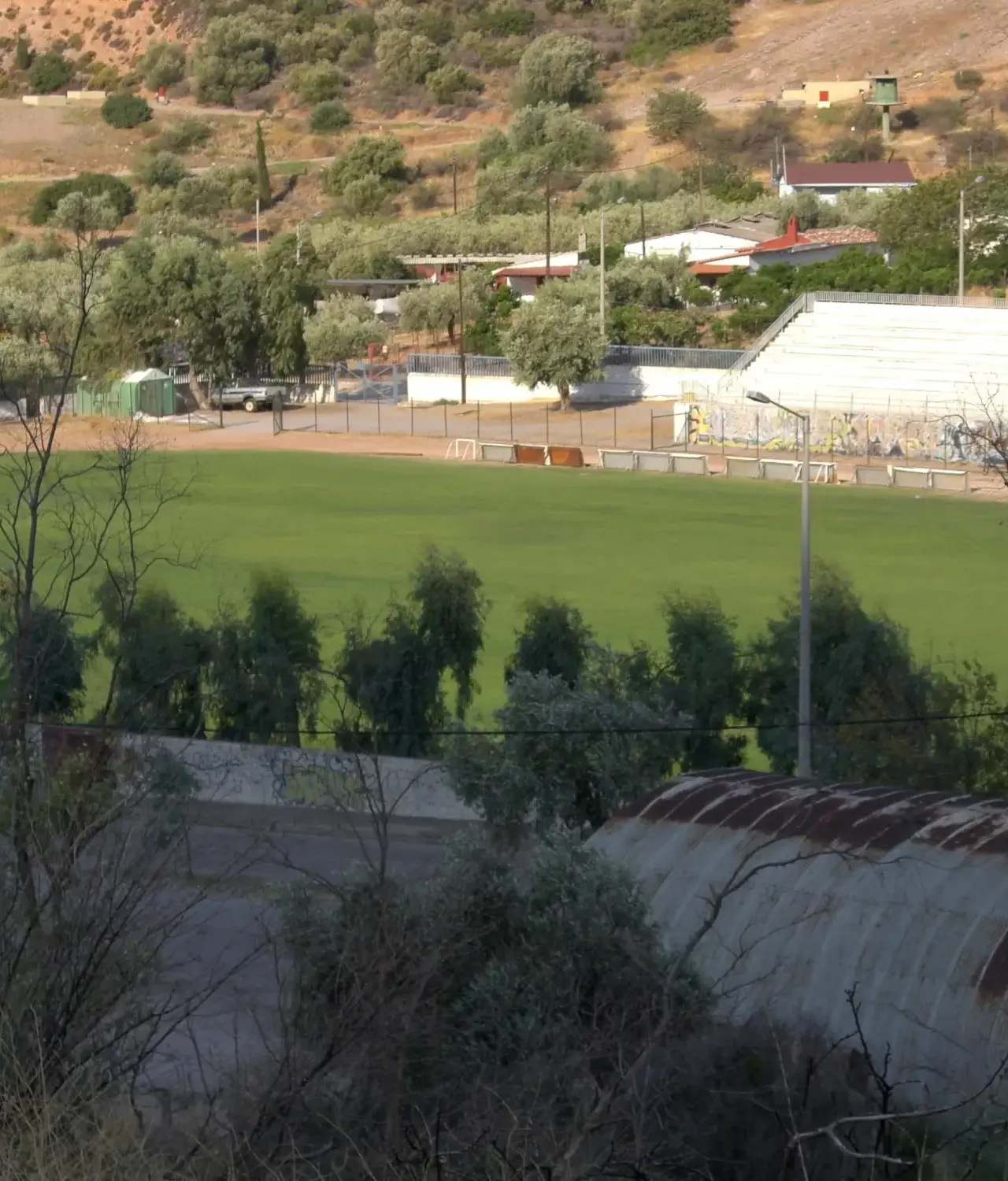 Γήπεδο Άσπρα Σπίτια