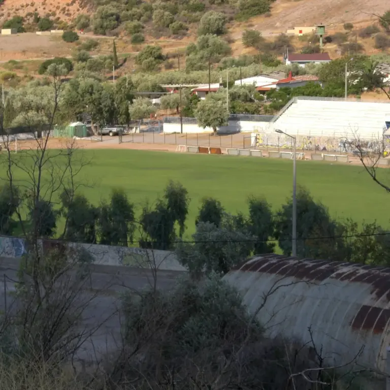 Γήπεδο Άσπρα Σπίτια